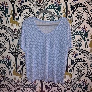 American Eagle Blue & White Burst V-Neck Soft and Sexy Tee